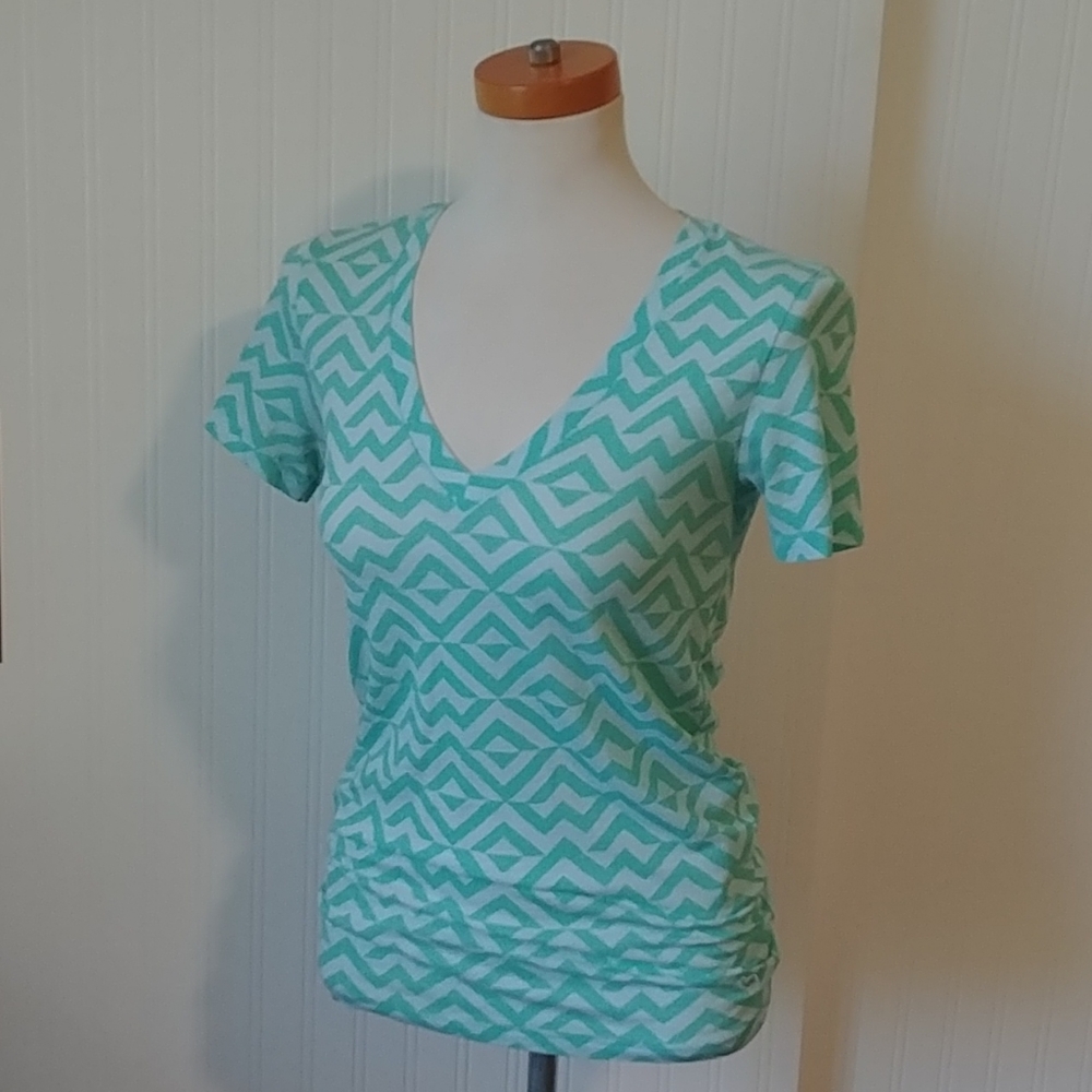 PINK | Chevron short-sleeve tee